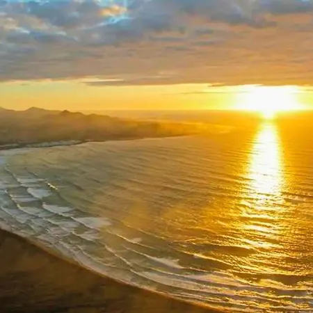Stunning Eco-friendly Glamping Dome With Magnificent Views In Lanzarote, Canary Islands בית נופש *